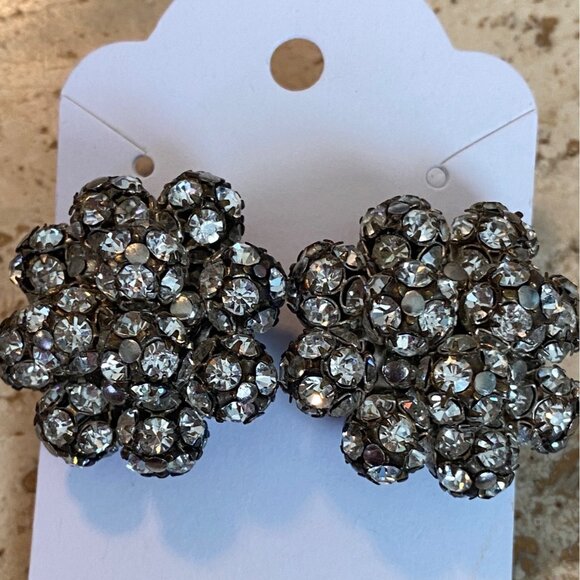Vintage Floral Clip-On Earrings With Clear Rhinestones - Picture 1 of 8